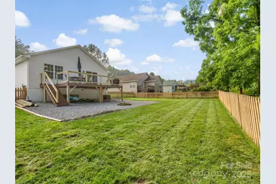 61 Village Street, Clyde, NC 28721 - Photo 27