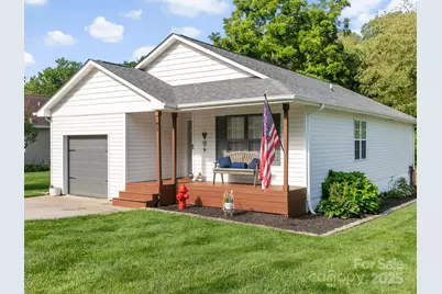 61 Village Street, Clyde, NC 28721 - Photo 3