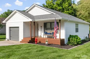 61 Village St, Clyde, NC 28721 - Photo 3