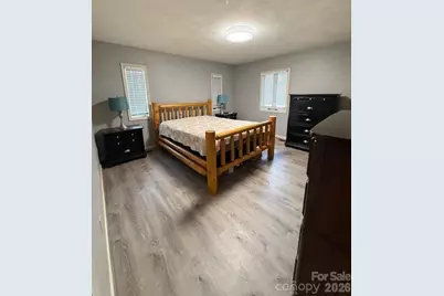 124 Mountain Valley Drive, Hendersonville, NC 28739 - Photo 15