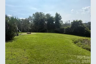 124 Mountain Valley Drive, Hendersonville, NC 28739 - Photo 5