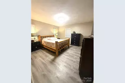 124 Mountain Valley Drive, Hendersonville, NC 28739 - Photo 13