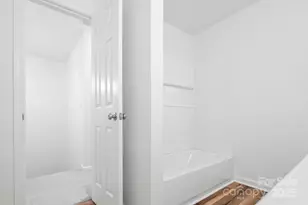 10862 Holly Ridge Blvd, Charlotte, NC 28216 - Photo 21