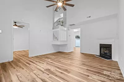 10862 Holly Ridge Boulevard, Charlotte, NC 28216 - Photo 5