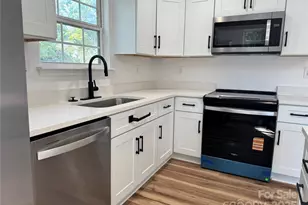 10862 Holly Ridge Blvd, Charlotte, NC 28216 - Photo 15