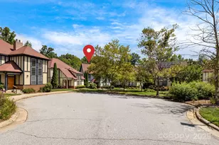 28 Trafalgar Cir, Asheville, NC 28805 - Photo 25