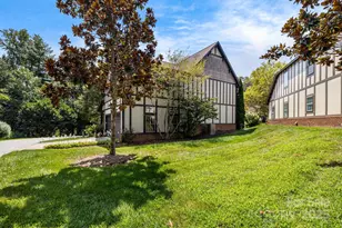 28 Trafalgar Cir, Asheville, NC 28805 - Photo 23