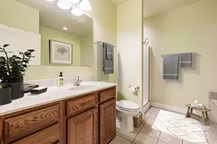 28 Trafalgar Cir, Asheville, NC 28805 - Photo 9