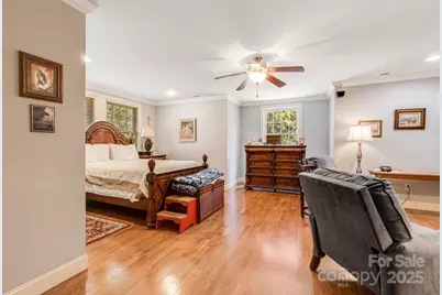 28 Trafalgar Circle, Asheville, NC 28805 - Photo 11