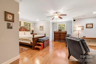 28 Trafalgar Cir, Asheville, NC 28805 - Photo 11