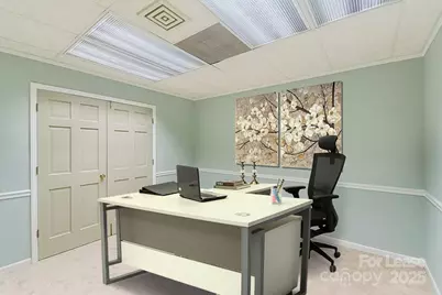 219 W Main Avenue, Gastonia, NC 28052 - Photo 5