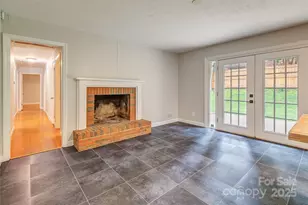 16 Beechwood Rd, Asheville, NC 28805 - Photo 15