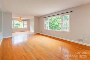 16 Beechwood Rd, Asheville, NC 28805 - Photo 5