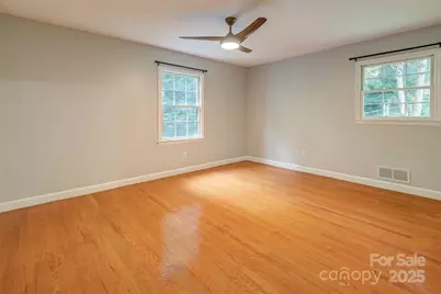 16 Beechwood Road, Asheville, NC 28805 - Photo 19