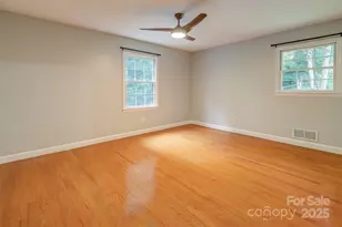 16 Beechwood Rd, Asheville, NC 28805 - Photo 19