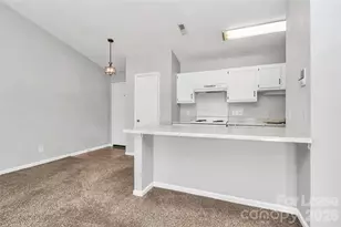 6146 Meadow Rose Ln, Charlotte, NC 28215 - Photo 13