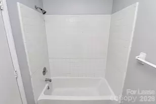 6146 Meadow Rose Ln, Charlotte, NC 28215 - Photo 23