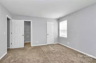 6146 Meadow Rose Ln, Charlotte, NC 28215 - Photo 17