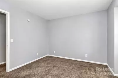 6146 Meadow Rose Lane, Charlotte, NC 28215 - Photo 19