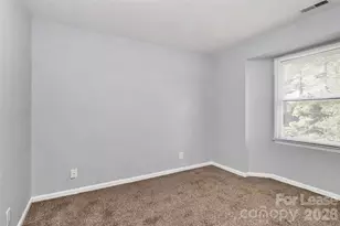 6146 Meadow Rose Ln, Charlotte, NC 28215 - Photo 17