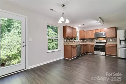 2557 Mulberry Pond Drive, Charlotte, NC 28208 - Photo 9