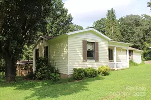 2556 Nc 126 Hwy, Morganton, NC 28655 - Photo 3