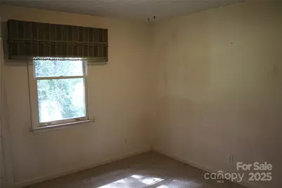 2556 Nc 126 Highway, Morganton, NC 28655 - Photo 15