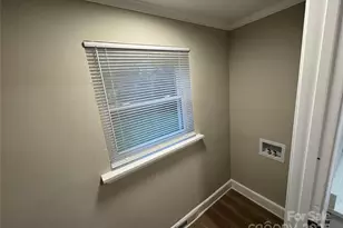 4008 Tennessee Ave, Charlotte, NC 28216 - Photo 9