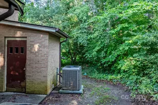 103 Ramsey St, Morganton, NC 28655 - Photo 5