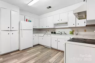 103 Ramsey St, Morganton, NC 28655 - Photo 11