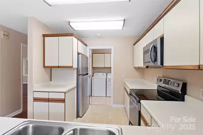 131 Jenny Lind Drive, Hendersonville, NC 28791 - Photo 23