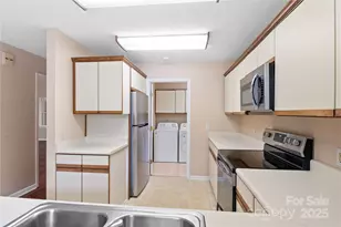 131 Jenny Lind Dr, Hendersonville, NC 28791 - Photo 23