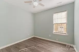 8421 Kings Creek Dr, Charlotte, NC 28273 - Photo 13