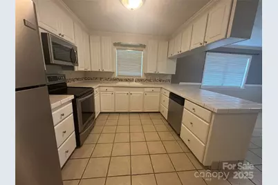 2028 Kings Road, Shelby, NC 28150 - Photo 11