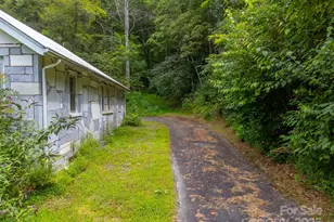 105 Marble Dr, Sylva, NC 28779 - Photo 39