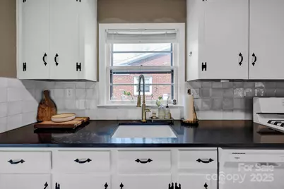 1227 Barkley Road, Charlotte, NC 28209 - Photo 15