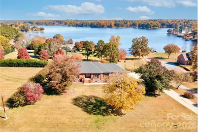 2207 Peninsula Avenue, Shelby, NC 28150 - Photo 1