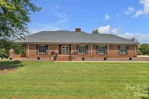 2207 Peninsula Ave, Shelby, NC 28150 - Photo 9