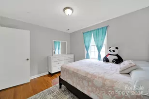 5300 Grafton Dr, Charlotte, NC 28215 - Photo 11