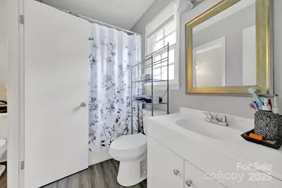 5300 Grafton Drive, Charlotte, NC 28215 - Photo 7