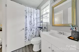 5300 Grafton Dr, Charlotte, NC 28215 - Photo 7