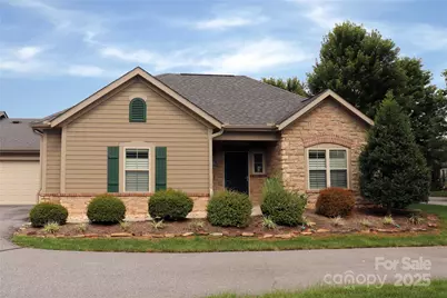 805 Wynnshire Drive #805-C, Hickory, NC 28601 - Photo 1
