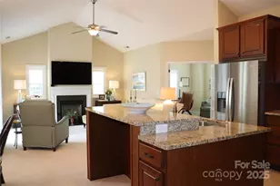 805C Wynnshire Drive, Hickory, NC 28601 - Photo 17