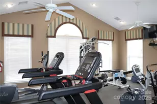 805C Wynnshire Drive, Hickory, NC 28601 - Photo 41