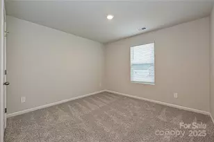 2106 Sunflower Cir, Newton, NC 28658 - Photo 23