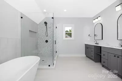 16325 Riverpointe Drive, Charlotte, NC 28278 - Photo 17