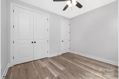 16325 Riverpointe Drive, Charlotte, NC 28278 - Photo 13