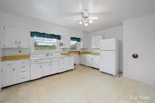 5 Noland Downs Rd, Waynesville, NC 28785 - Photo 11