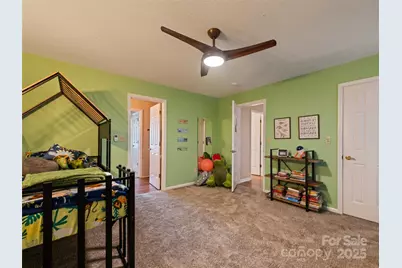 602 Fleetwood Plaza, Hendersonville, NC 28739 - Photo 27