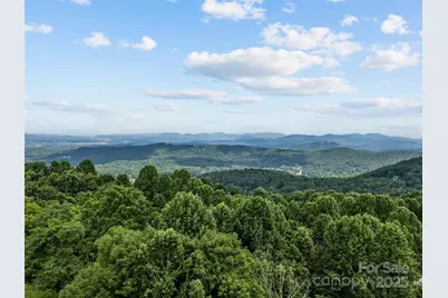 602 Fleetwood Plaza, Hendersonville, NC 28739 - Photo 7